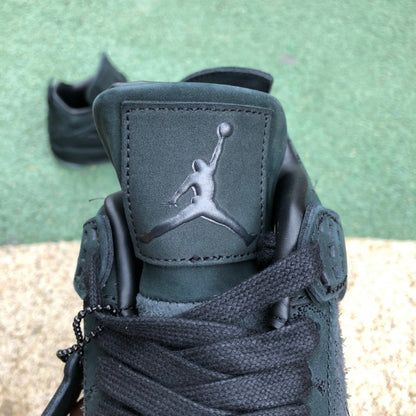 Jordan Retro 4 Kaws Black