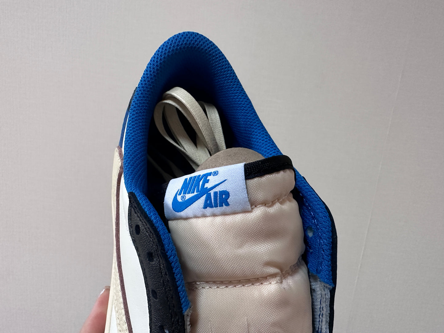 Jordan 1 Retro Low Fragment x Travis Scott