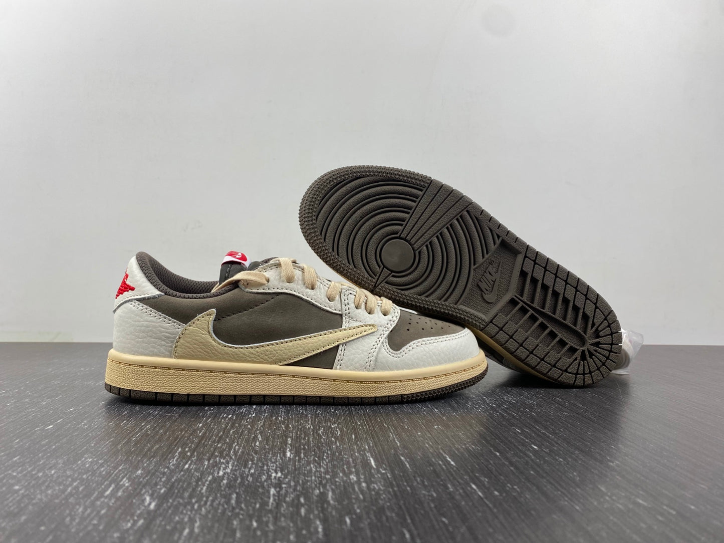 Jordan 1 Retro Low Travis Scott Reverse Mocha