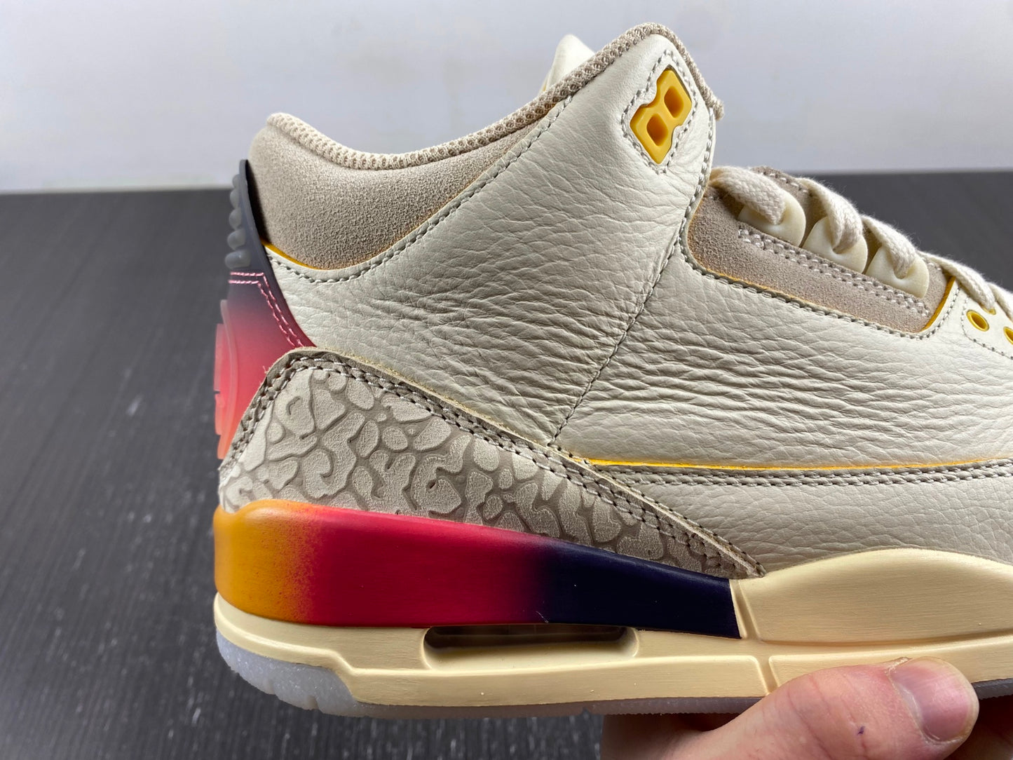 Jordan 3 Retro SP J Balvin Medellín Sunset