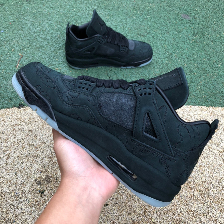 Jordan Retro 4 Kaws Black