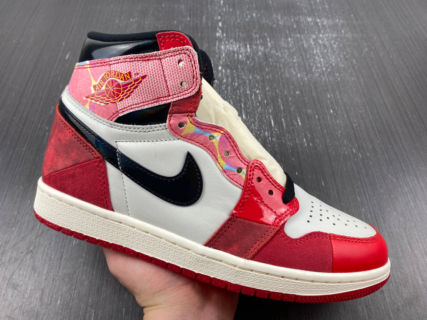 Jordan 1 Retro High  Spider-Man Across the Spider-Verse